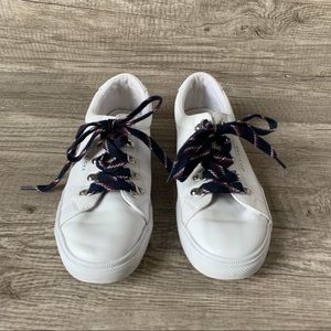 Tommy Hilfiger Lace Up Sneakers